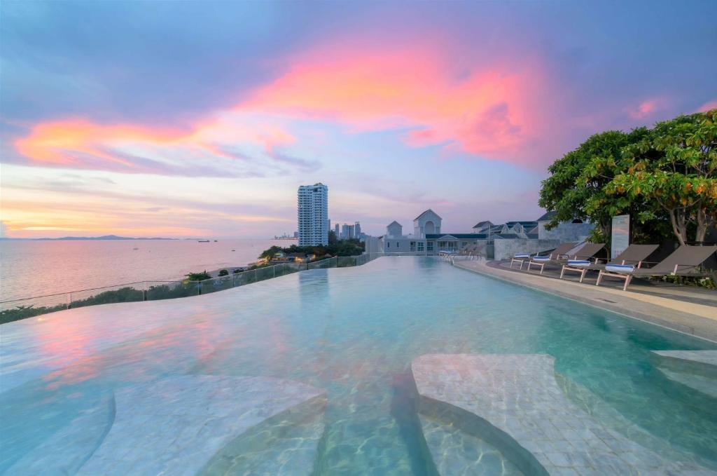 Bayphere Hotel Pattaya Ban Nong Hin  Экстерьер фото