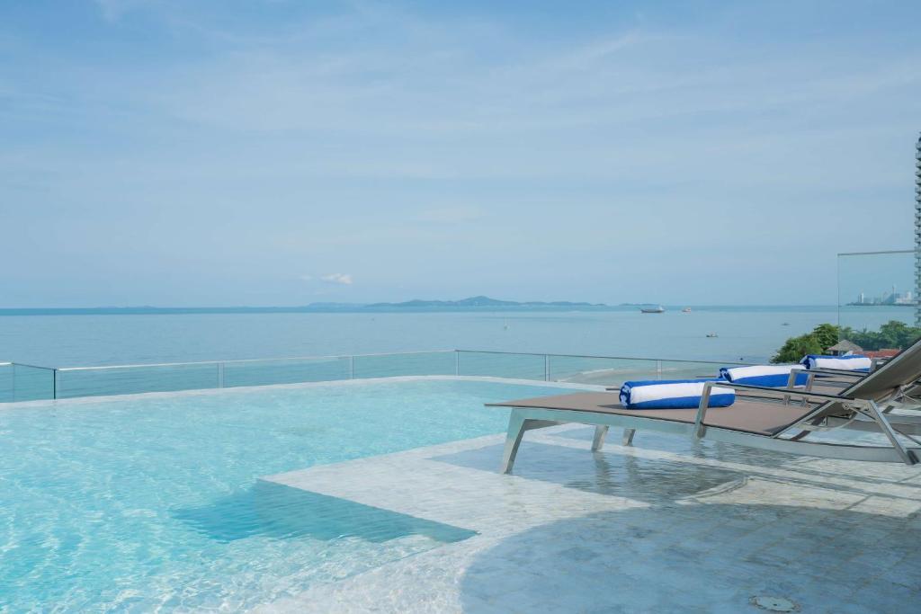 Bayphere Hotel Pattaya Ban Nong Hin  Экстерьер фото