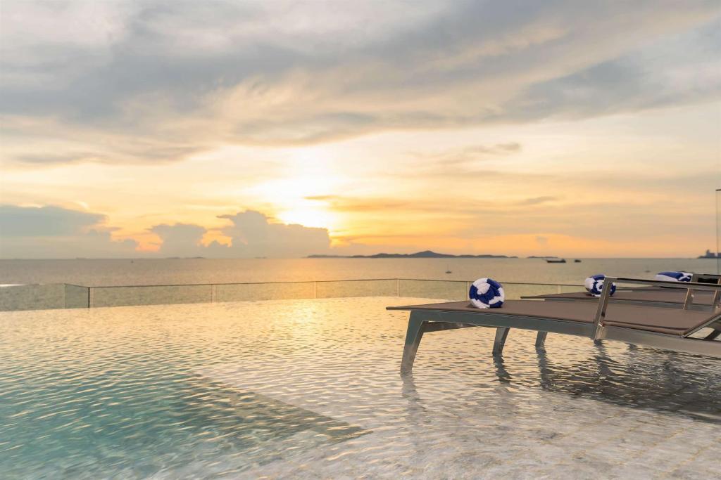 Bayphere Hotel Pattaya Ban Nong Hin  Экстерьер фото
